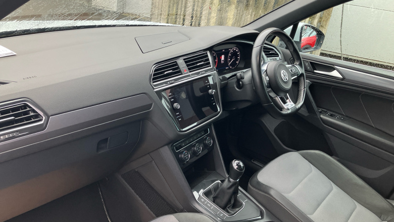 Volkswagen Tiguan 2.0 TDi 150 R-Line 5dr Diesel Estate